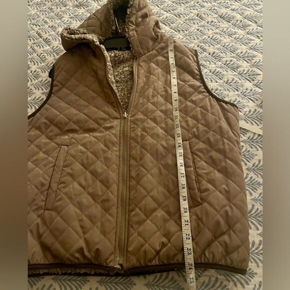 COFFEESHOP Nevaeh Reversible Wubby Vest new - Picture 13 of 16